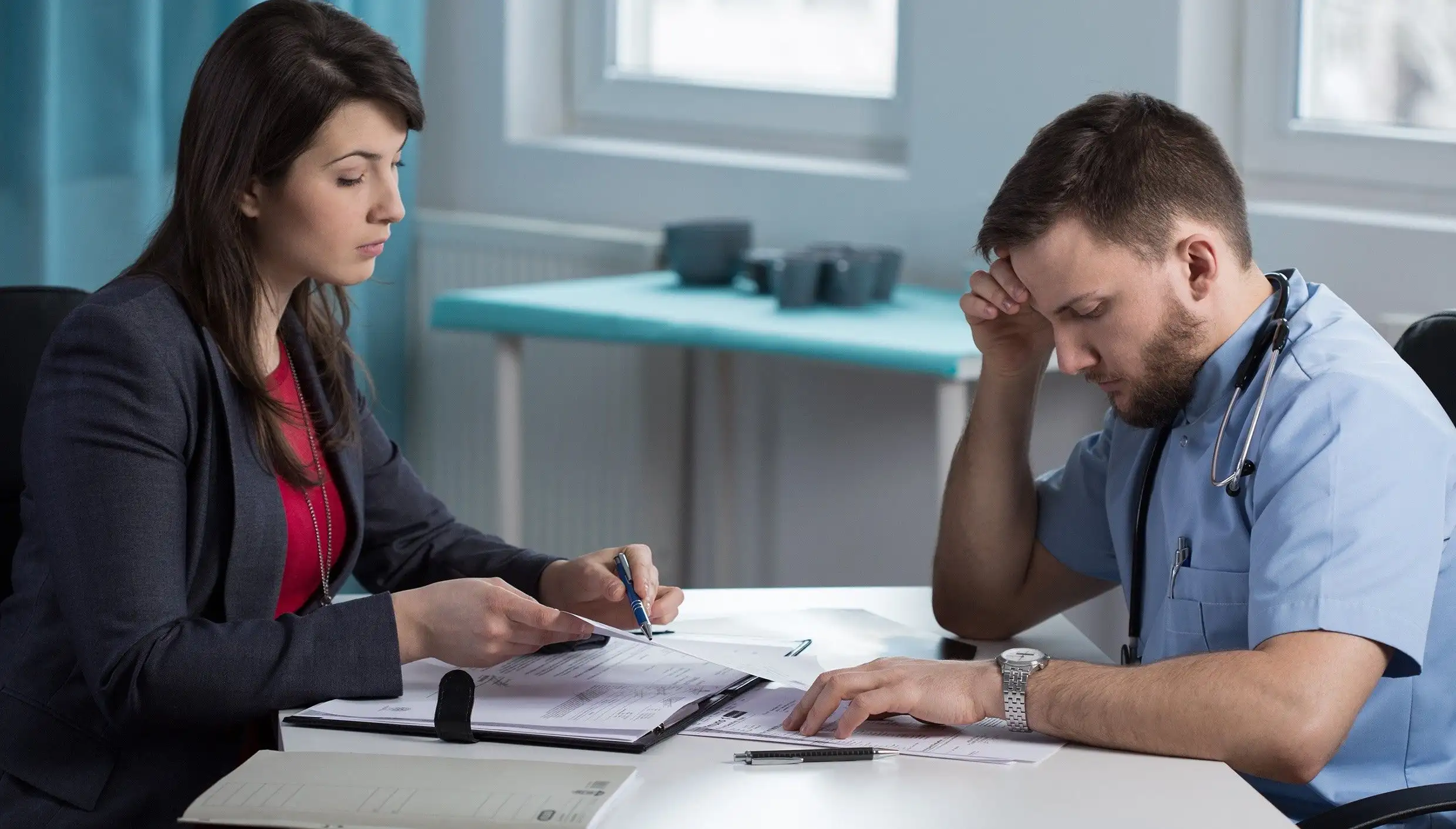 Замена лекарства: врач проиграл суд пациенту