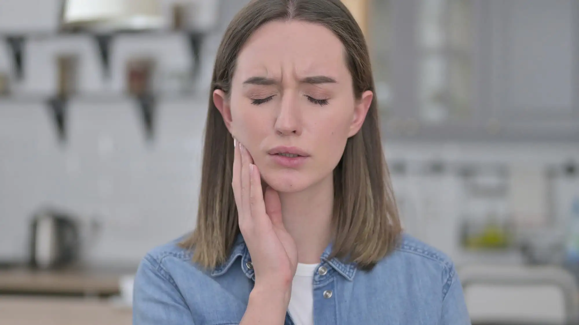Symptomatic irreversible pulpitis