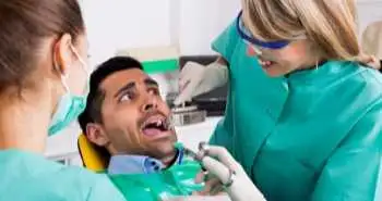 Лазерная терапия с низким уровнем излучения не эффективна с точки зрения облегчения боли при ортодонтическом лечении