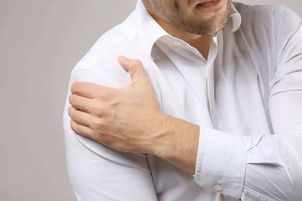 Клинический случай септического артрита плечевого сустава, проявляющегося скованностью в плечевом суставе