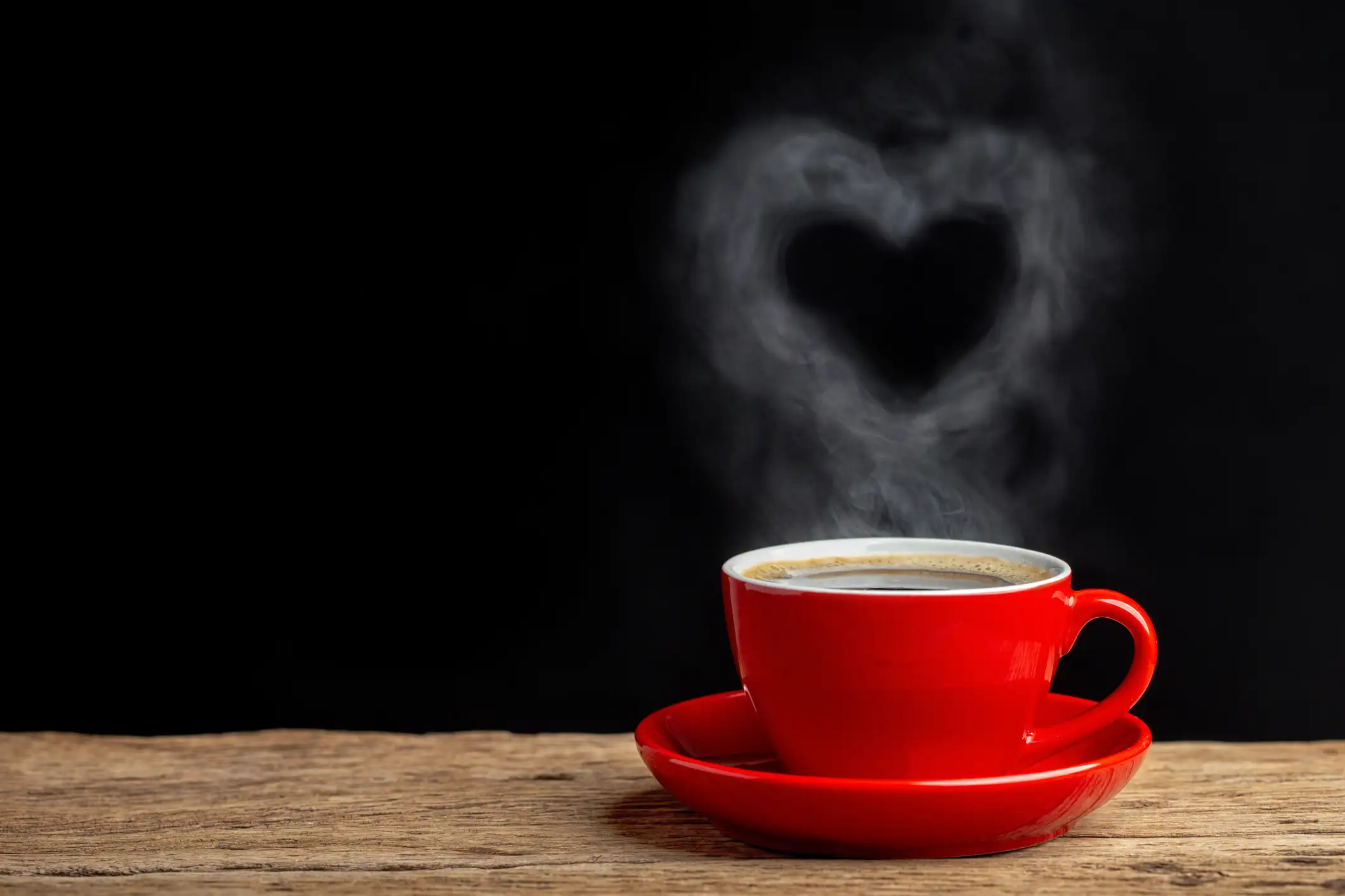Употребление кофеина в обычных количествах способно снизить риск аритмии